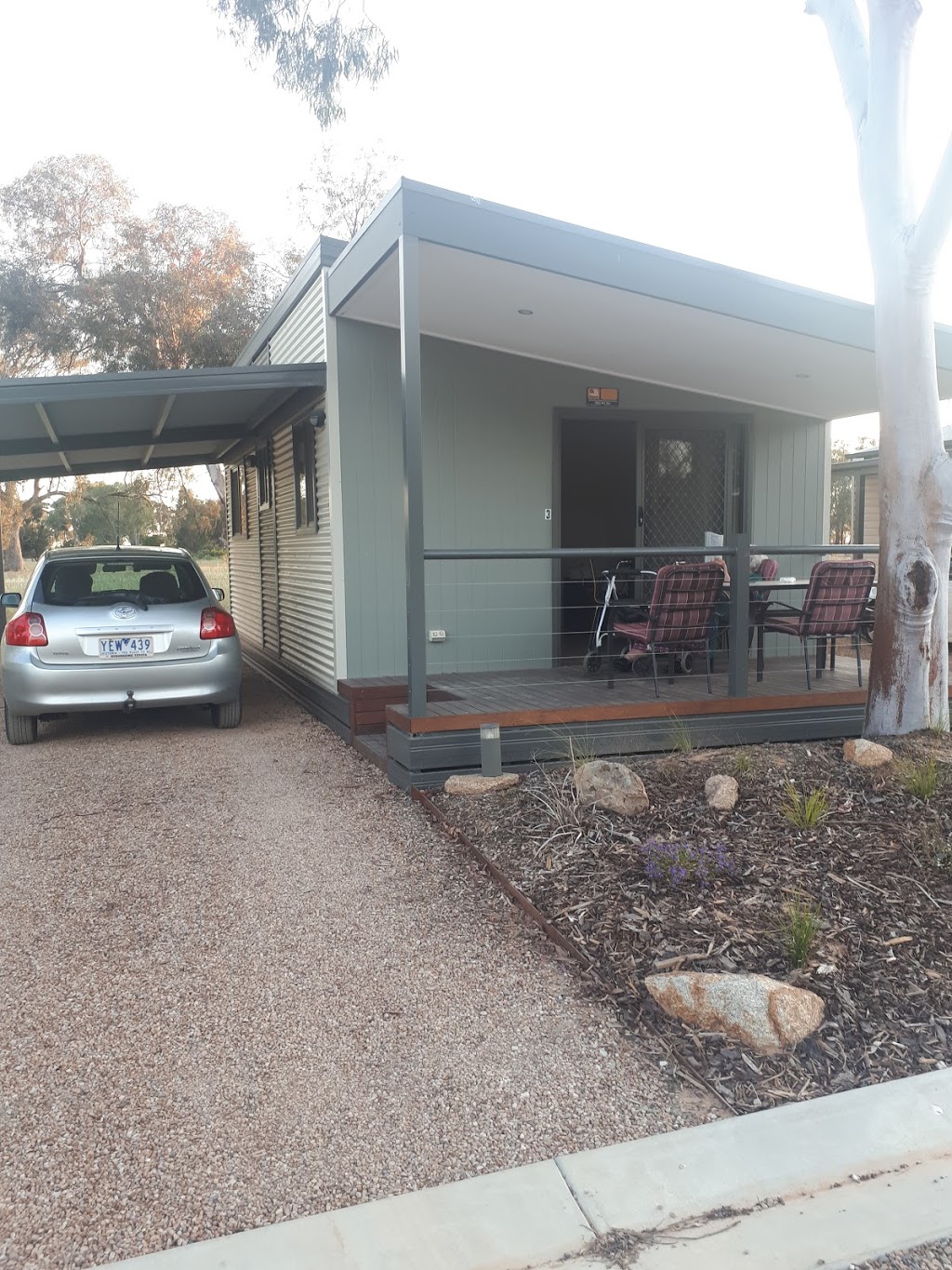 Yarrawonga Riverlands Tourist Park | campground | 38 Brears Rd, Yarrawonga VIC 3730, Australia | 0357442461 OR +61 3 5744 2461