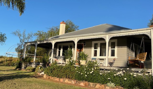 Bylands Cottage | 45 Metung Rd, Swan Reach VIC 3903, Australia | Phone: 0417 139 969