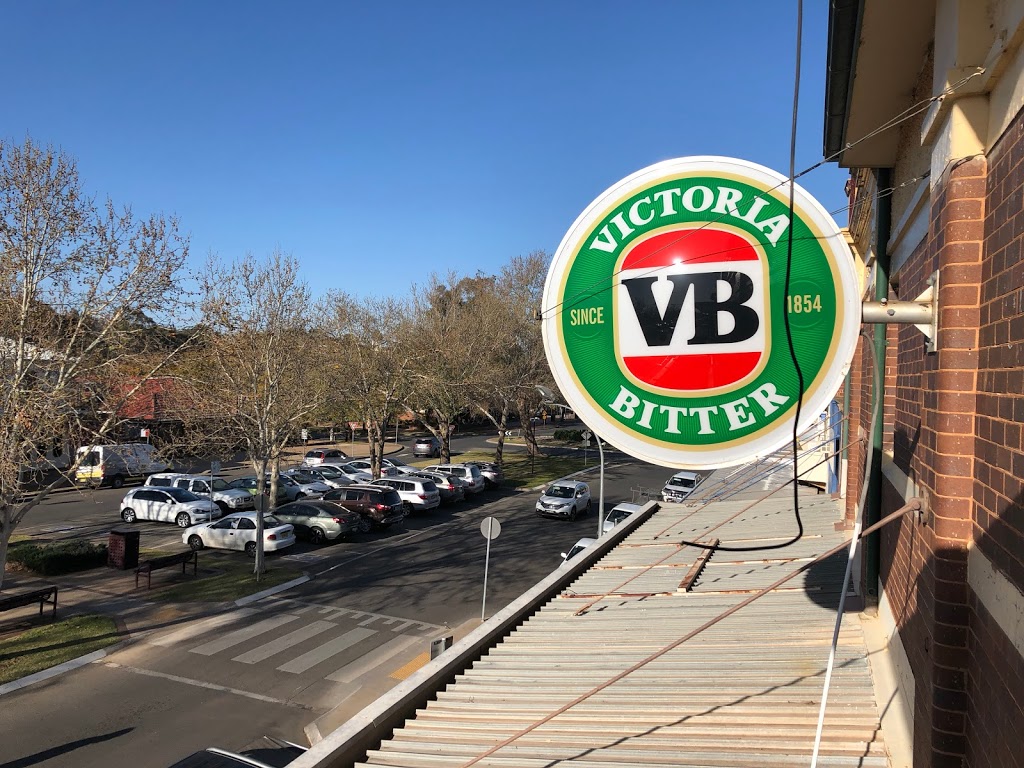 Victoria Hotel | lodging | 384 Banna Ave, Griffith NSW 2680, Australia | 0269621299 OR +61 2 6962 1299