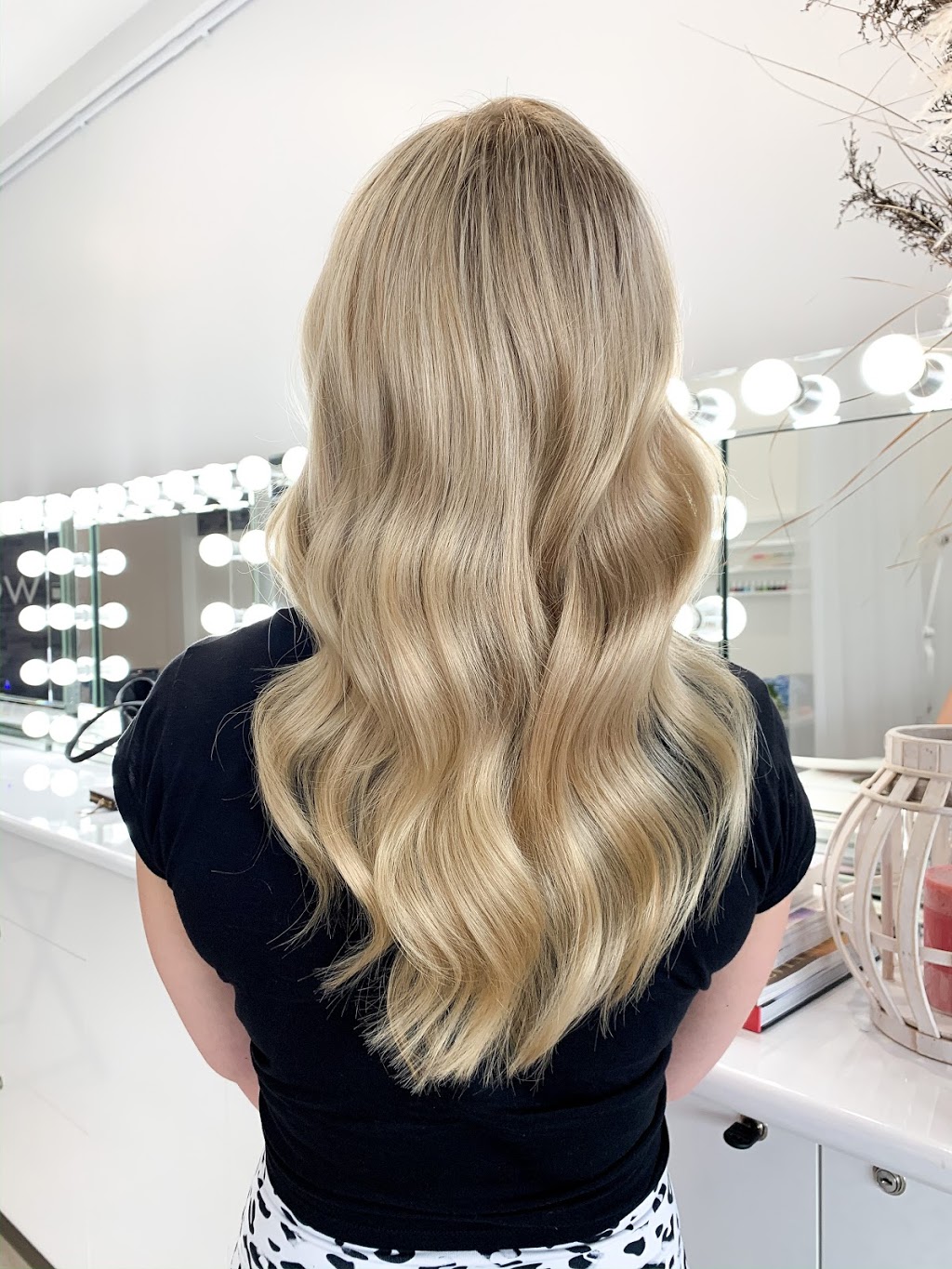 Hair By Mikayla Mills | hair care | Shop 8/2563 Gold Coast Hwy, Mermaid Beach QLD 4218, Australia | 0450365893 OR +61 450 365 893