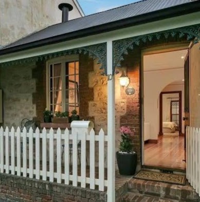Grumpys Cottage | 10 Jerningham St, North Adelaide SA 5006, Australia | Phone: 0433 132 821