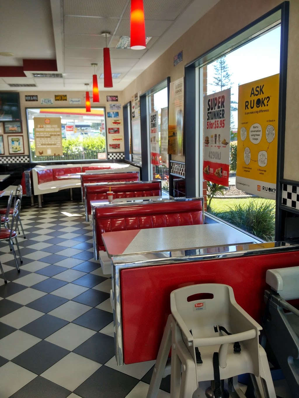 Hungry Jacks Burgers Tugun | meal takeaway | 13-17 Toolona St, Tugun QLD 4224, Australia | 0755595899 OR +61 7 5559 5899
