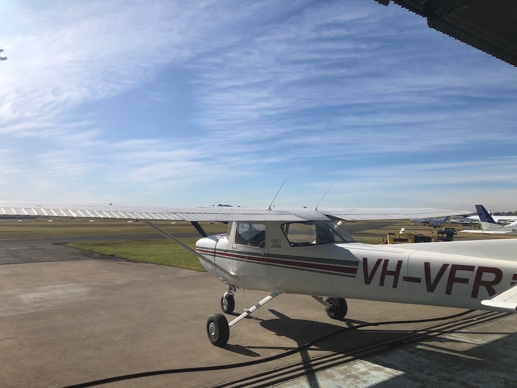 Flight Academy Bankstown | 77 Tower Rd, Bankstown Aerodrome NSW 2198, Australia | Phone: (02) 9791 9155