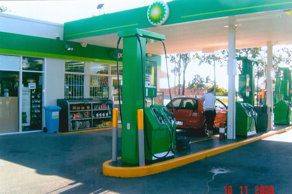 bp | gas station | 271-273 Macdonnell Rd, Clontarf QLD 4019, Australia | 0730920680 OR +61 7 3092 0680