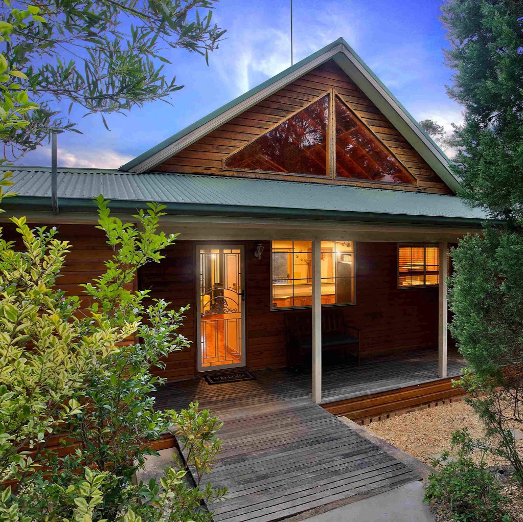 Narrow Neck Lodge | lodging | 41 Narrow Neck Rd, Katoomba NSW 2780, Australia | 0247878231 OR +61 2 4787 8231