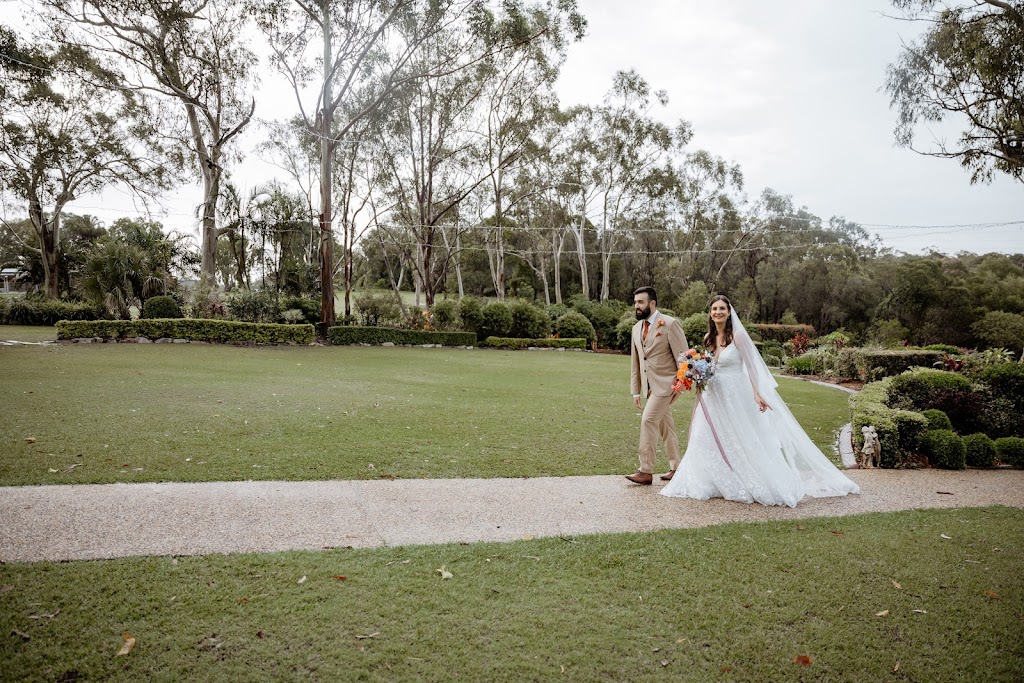 Sarah Bradford Photography | 175 Keys Rd, Hampton QLD 4352, Australia | Phone: 0401 833 043
