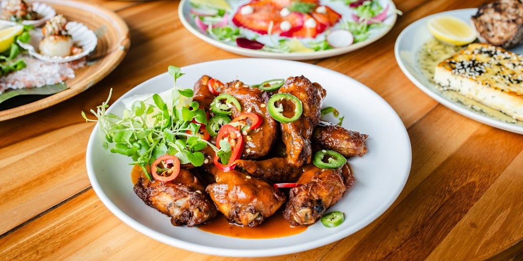 Tommys Bar and Grill | Shops 5 & 6/4 Marina Promenade, Paradise Point QLD 4216, Australia | Phone: 0466 568 401