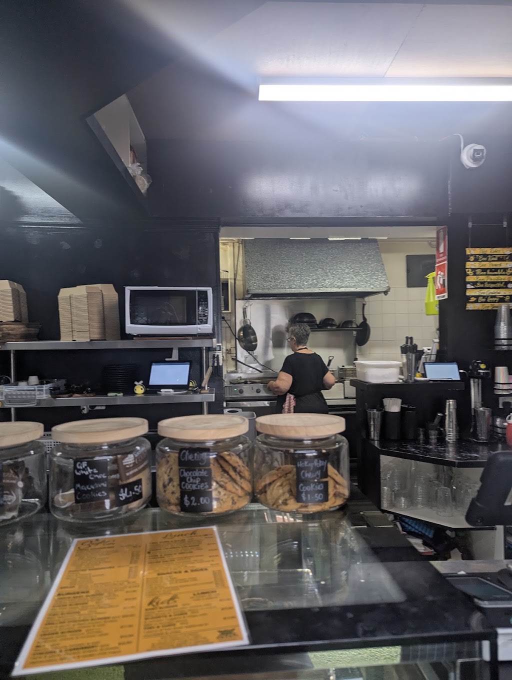 Smylies cafe esk | 137 Ipswich St, Esk QLD 4312, Australia | Phone: (07) 5424 1415