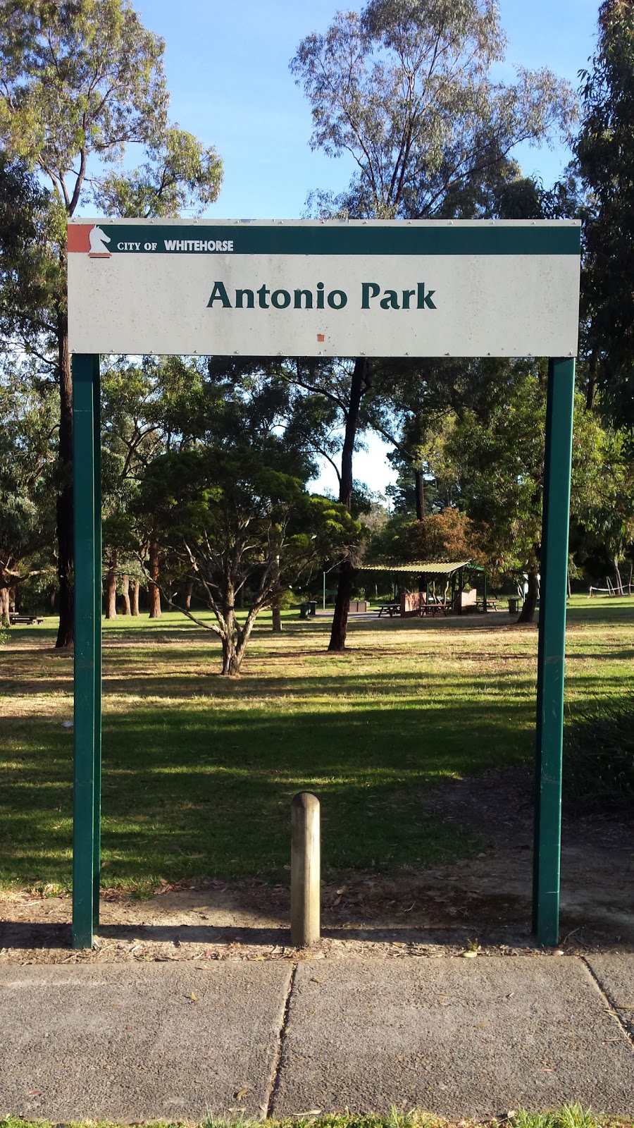 Antonio Park | park | Mitcham VIC 3132, Australia | 0398744371 OR +61 3 9874 4371