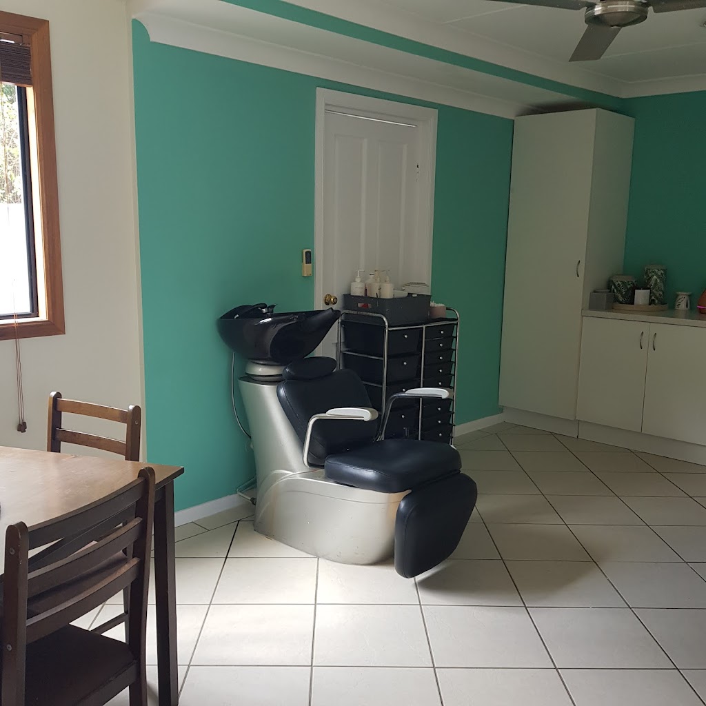 Haleys Home Hairdressing Services | 5 Lowe St, Stuart QLD 4811, Australia | Phone: 0400 835 764