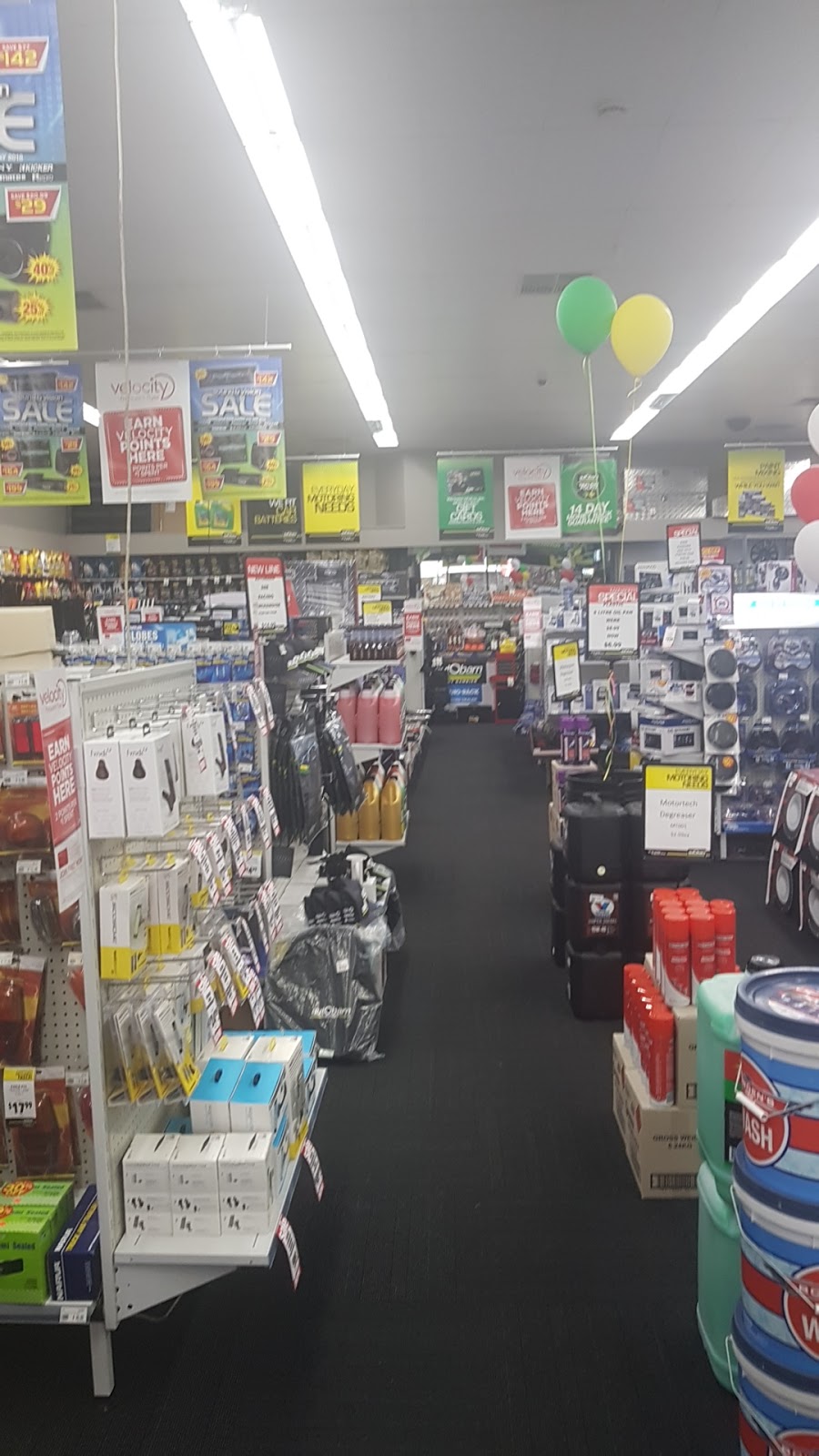 Autobarn Mt Gambier | electronics store | 92 Commercial St W, Mount Gambier SA 5290, Australia | 0887210100 OR +61 8 8721 0100