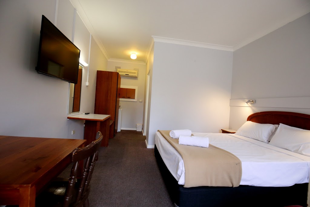 Allonville Motel | lodging | 3691 Sturt Hwy, Gumly Gumly NSW 2652, Australia | 0269227269 OR +61 2 6922 7269