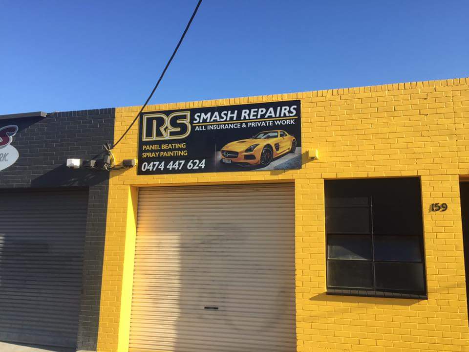 RS Smash Repairs | car repair | 159 Lynch Rd, Fawkner VIC 3060, Australia