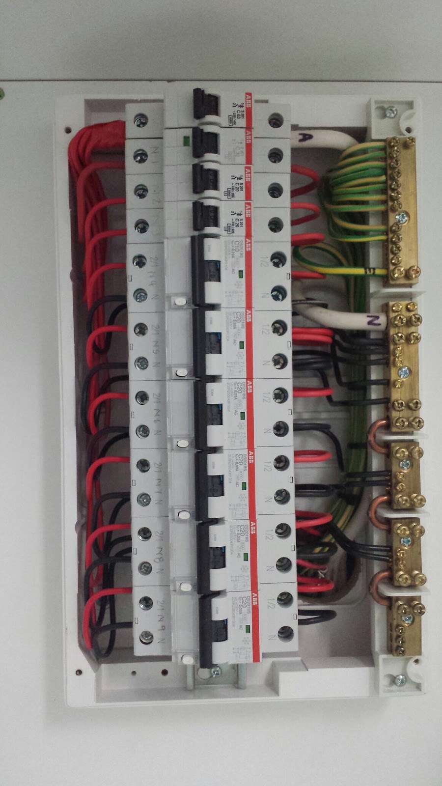 Online Electrical Services Pty Ltd | 5 Hollywood St, Monterey NSW 2217, Australia | Phone: 0425 253 545