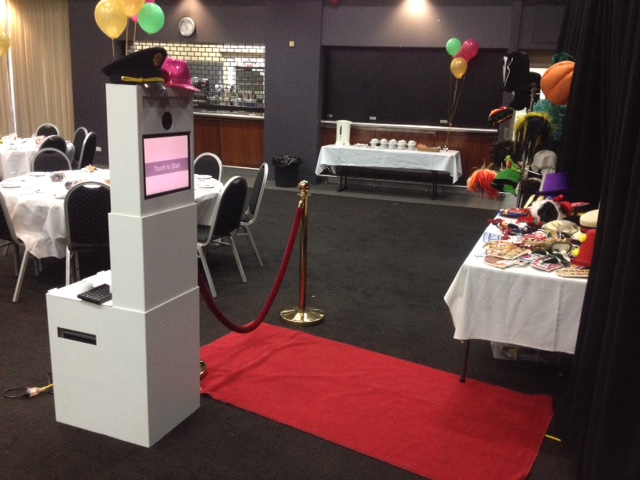 Photo Booths Newcastle | Unit 8 Templar Circuit, Bennetts Green NSW 2290, Australia | Phone: 0417 884 688