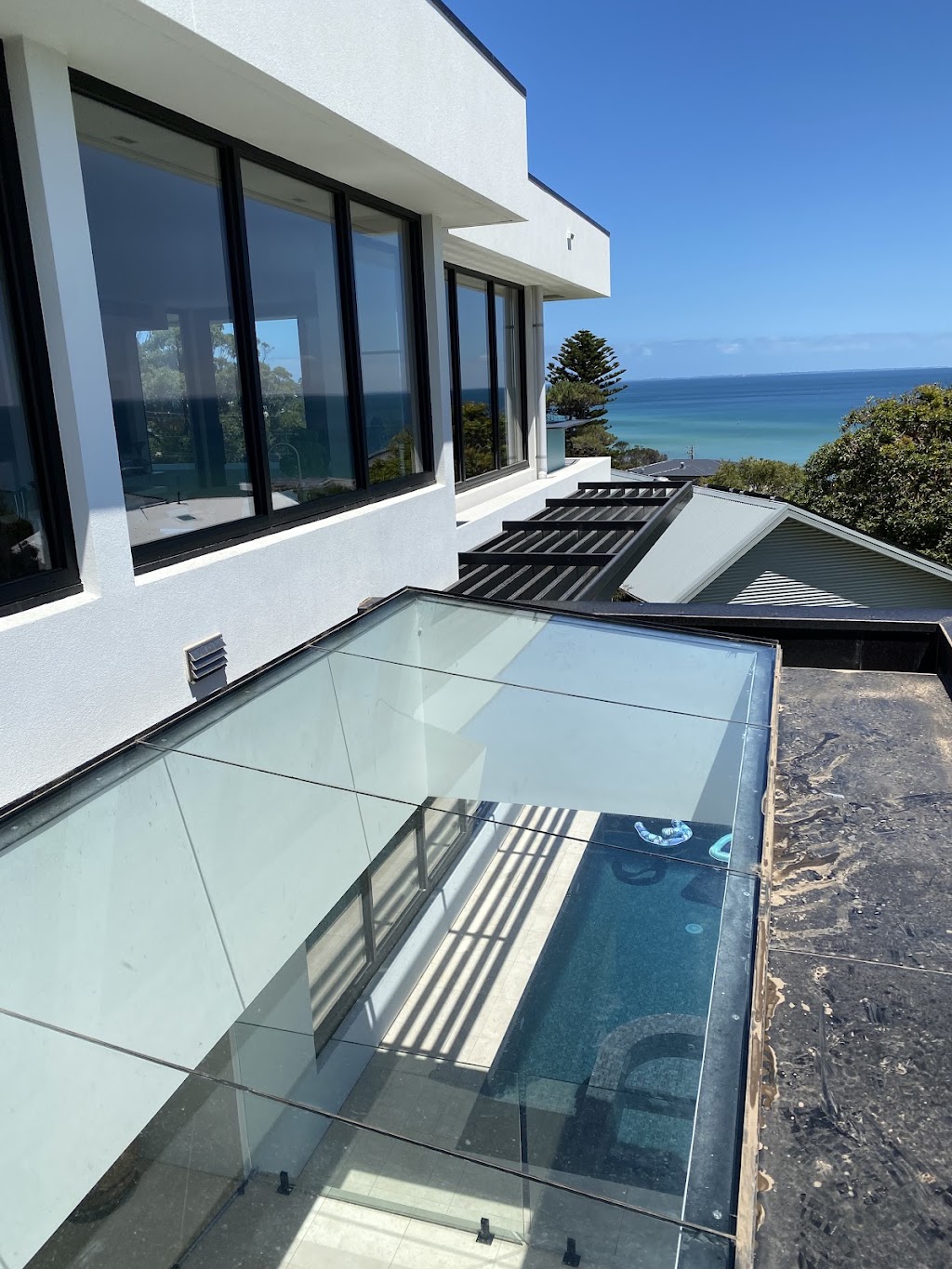 Camilleri Window Cleaning | 7 Eaglescliffe Cres, Cranbourne VIC 3977, Australia | Phone: 0431 881 787