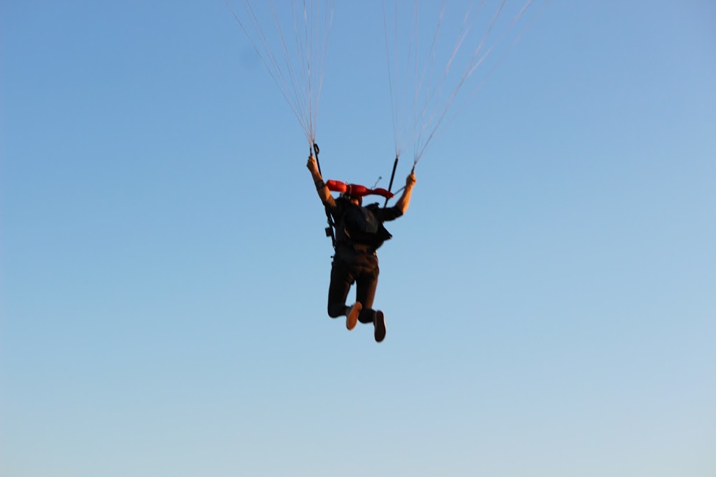 Adrenalin Skydive |  | 59 Airport Rd, Brisbane Grove NSW 2580, Australia | 0290422000 OR +61 2 9042 2000