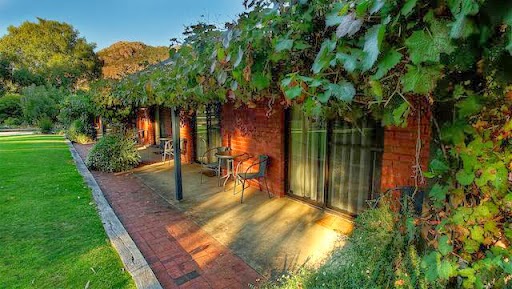 Kookaburra Motor Lodge | 26-28 Heath St, Halls Gap VIC 3381, Australia | Phone: (03) 5356 4395