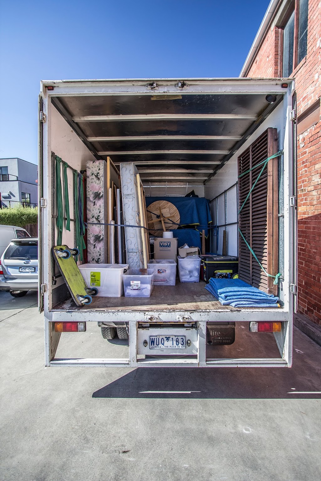 HomeMove Removals & Storage | moving company | 10/198 Beavers Rd, Northcote VIC 3070, Australia | 0390773120 OR +61 3 9077 3120