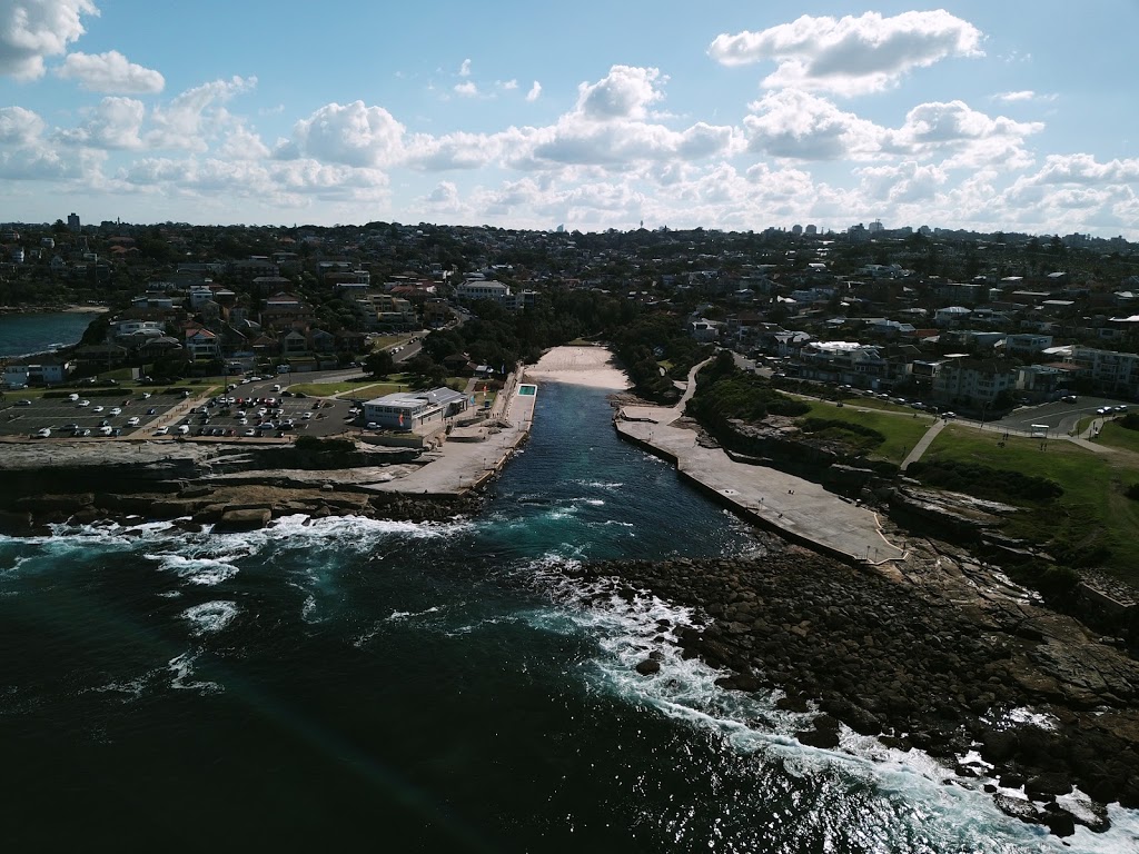 Clovelly Surf Life Saving Club |  | Bundock Park, Donnellan Cct, Clovelly NSW 2031, Australia | 0296651441 OR +61 2 9665 1441