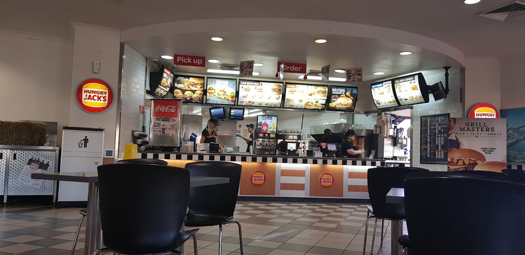 Hungry Jacks Tamworth | restaurant | 561 Peel St, Tamworth NSW 2340, Australia | 0267663611 OR +61 2 6766 3611