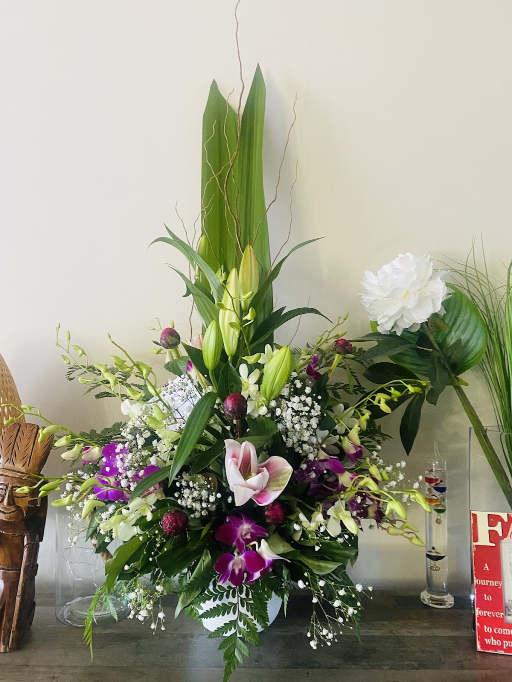 Bent Stems | 124 Landrigan Rd, Carisbrook VIC 3464, Australia | Phone: (03) 5460 5568