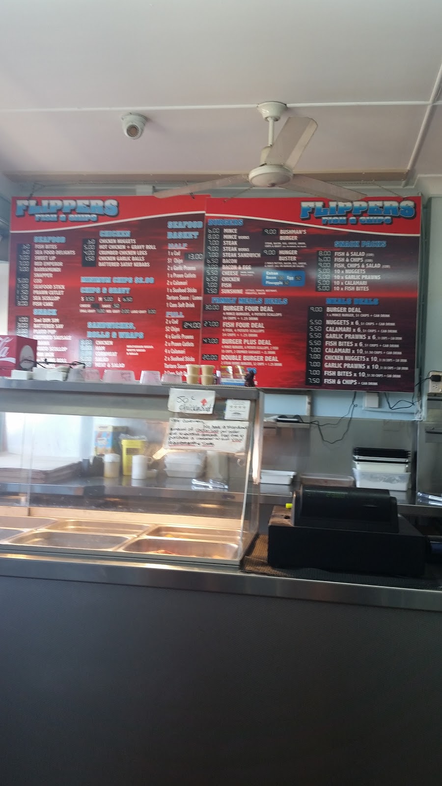 FLIPPERS FISH & CHIPS | meal takeaway | 18 Sims Rd, Walkervale QLD 4670, Australia | 0741520042 OR +61 7 4152 0042