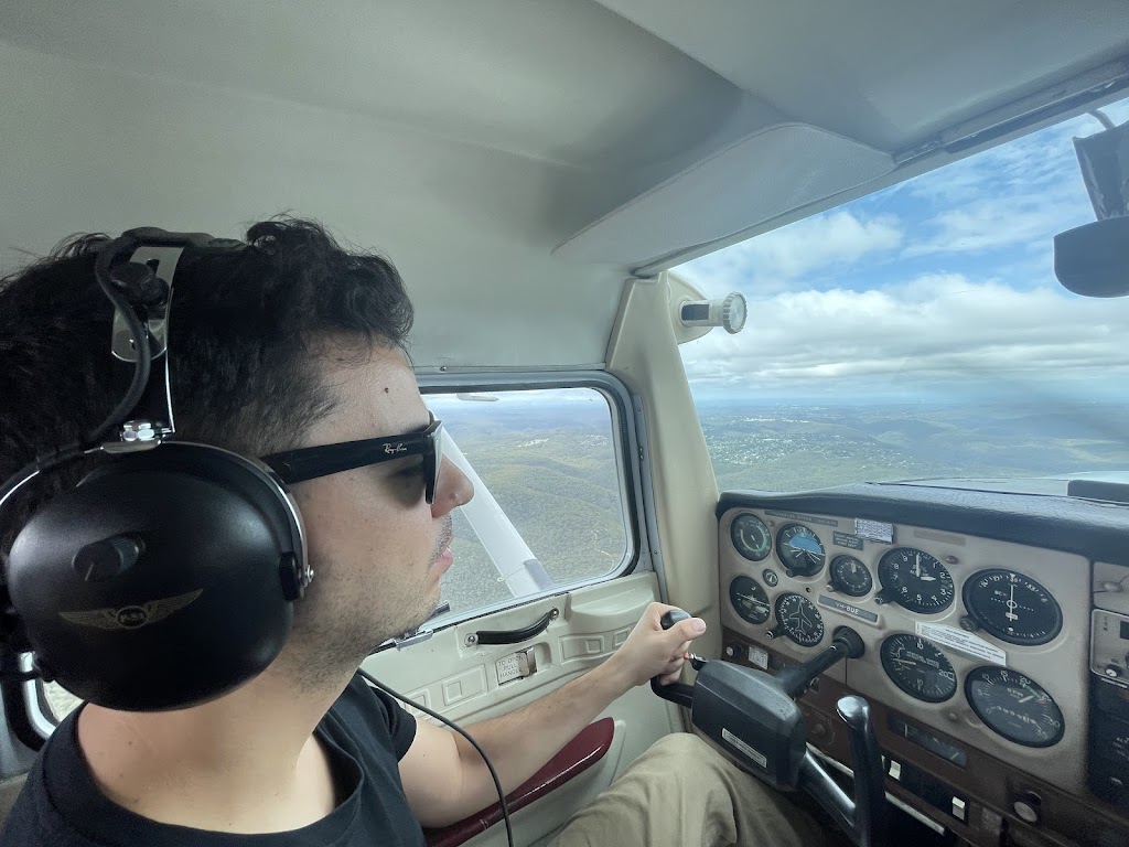 Flight Academy Bankstown | 77 Tower Rd, Bankstown Aerodrome NSW 2198, Australia | Phone: (02) 9791 9155