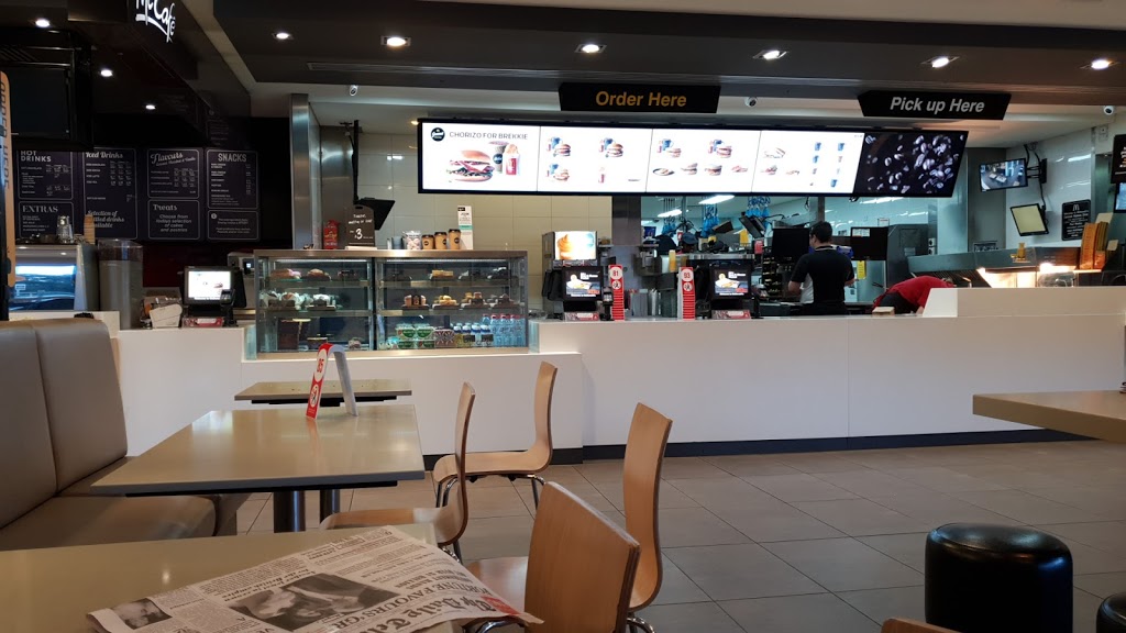 McDonalds General Holmes Drive | cafe | 1A Butler Road, Mascot NSW 2020, Australia | 0297009457 OR +61 2 9700 9457