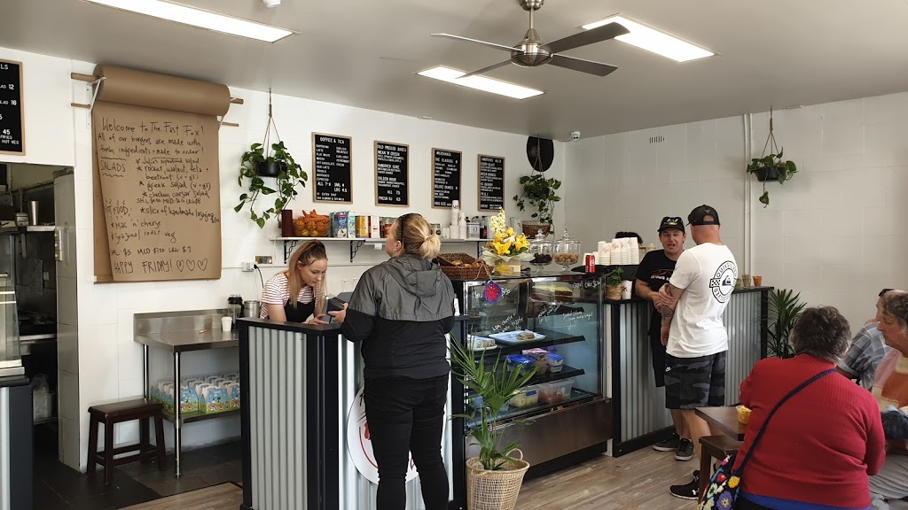 The Fast Fox | meal takeaway | 275 Main St, Lithgow NSW 2790, Australia | 0263513831 OR +61 2 6351 3831
