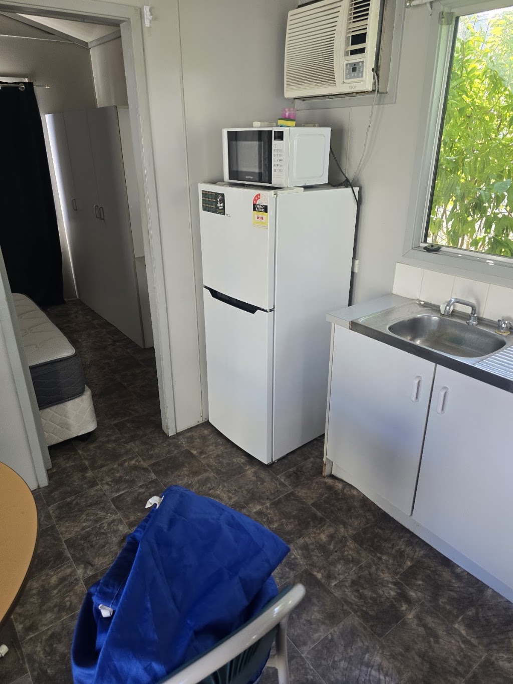 Muswellbrook Riverside Cabin and Van Park | 10 Mill St, Muswellbrook NSW 2333, Australia | Phone: 0452 185 145
