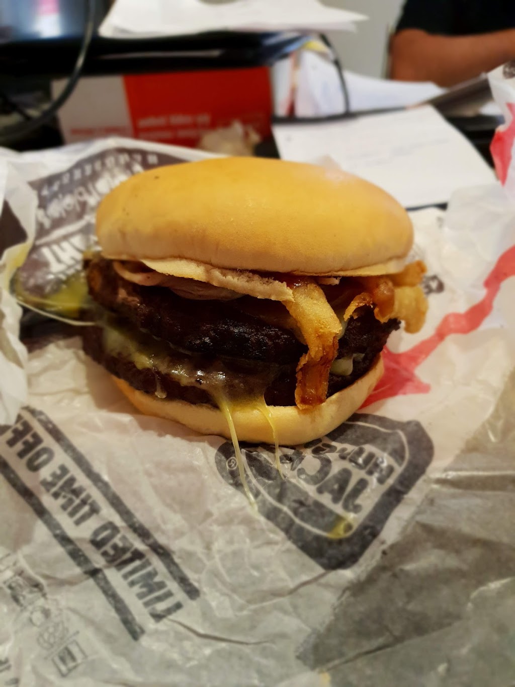 Hungry Jacks Burgers Wagga Wagga | meal takeaway | 27 Hammond Ave, East Wagga Wagga NSW 2650, Australia | 0269217944 OR +61 2 6921 7944