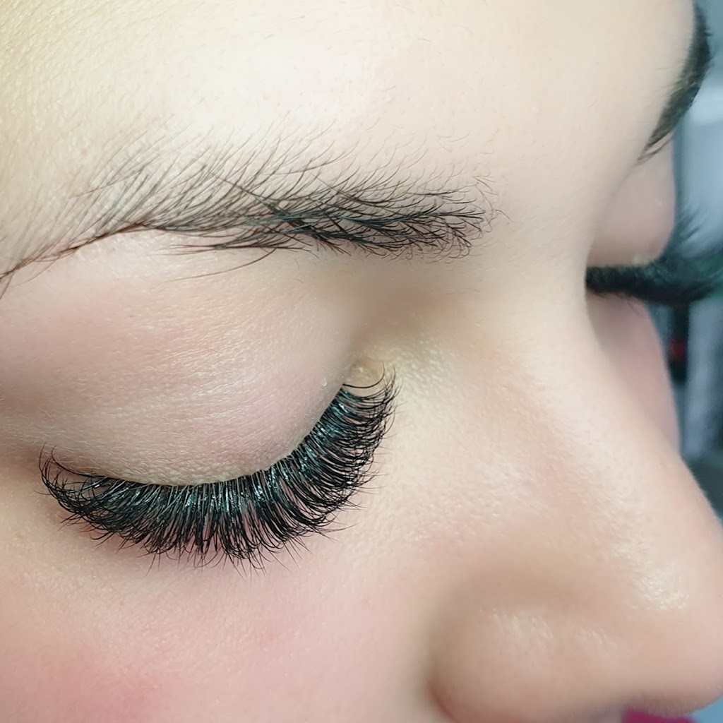 Lashed by Kristina | beauty salon | 2 Sussex Ct, Somerville VIC 3912, Australia | 0424180092 OR +61 424 180 092