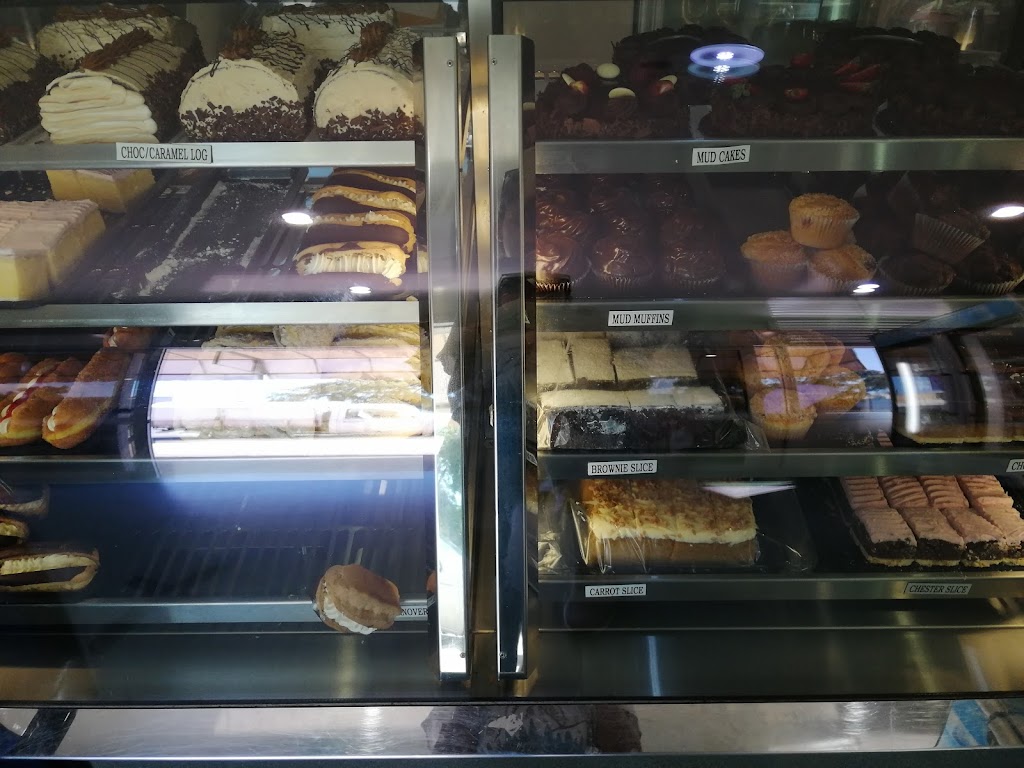Simmons Bakery | bakery | 55 Grevillea St, Biloela QLD 4715, Australia | 0749921485 OR +61 7 4992 1485