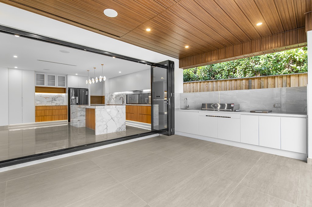 Shakeadog Photography | 1 Lynn Ave, Point Frederick NSW 2250, Australia | Phone: 0439 361 385