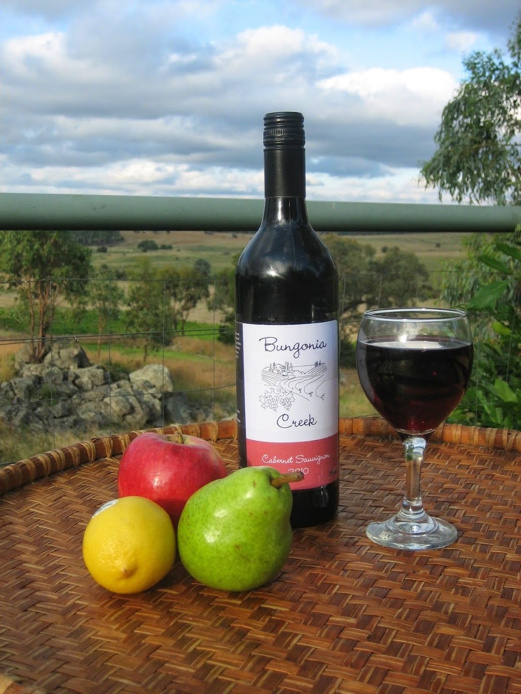 Bungonia Creek wines plants and produce | store | 1367 Jerrara Rd, Bungonia NSW 2580, Australia | 0248444247 OR +61 2 4844 4247