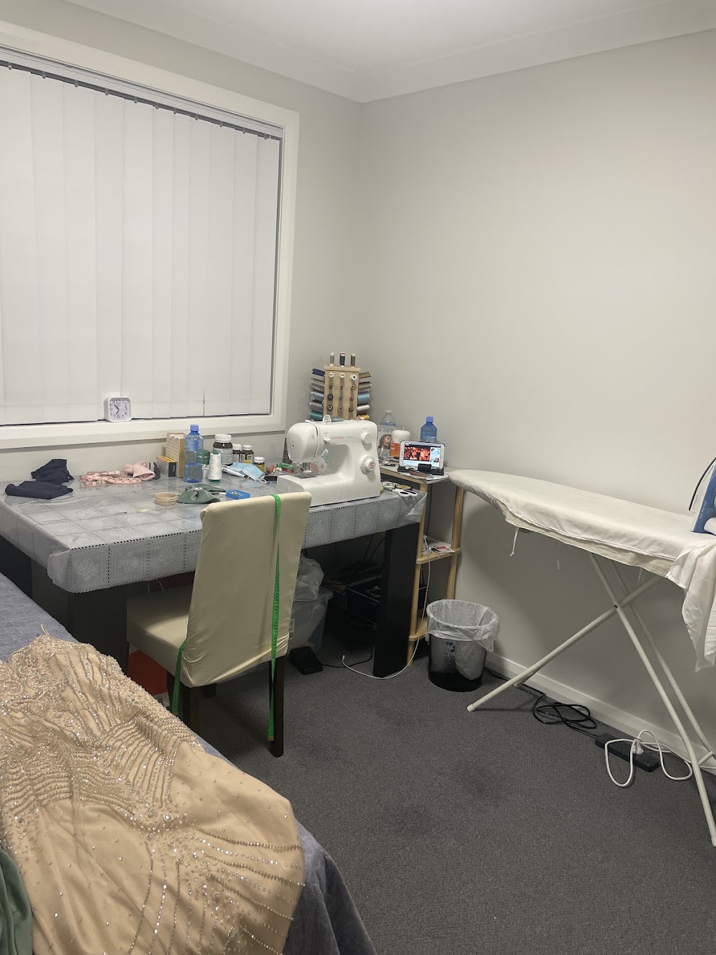 Vihog Alterations | 25 Yandanooka St, Austral NSW 2179, Australia | Phone: 0415 998 220