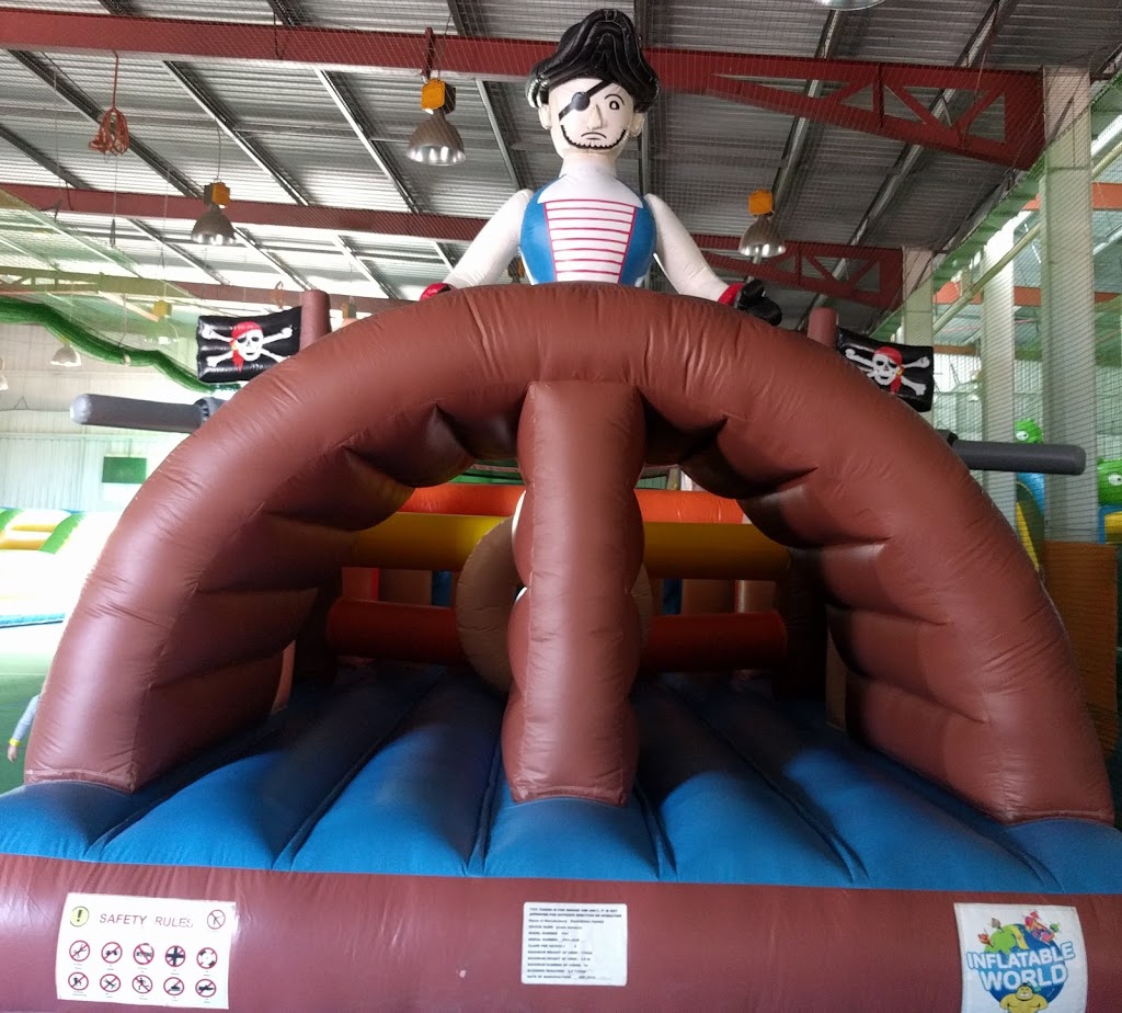 Inflatable World Ipswich | amusement park | 81 Warwick Rd, Ipswich QLD 4305, Australia | 0732023222 OR +61 7 3202 3222
