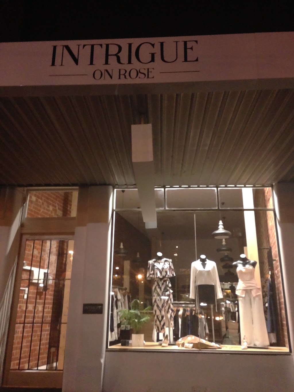Intrigue on Rose | clothing store | 17 Rose St, Essendon VIC 3040, Australia | 0393310848 OR +61 3 9331 0848
