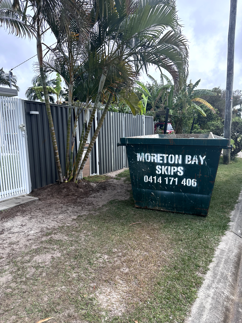 Moreton Bay Skip Bins | 18 Ford St, Bongaree QLD 4507, Australia | Phone: 0414 171 406