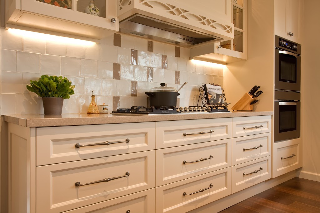 Direct Kitchens Bayswater | home goods store | 1 Power Rd, Bayswater VIC 3153, Australia | 1300449799 OR +61 1300 449 799