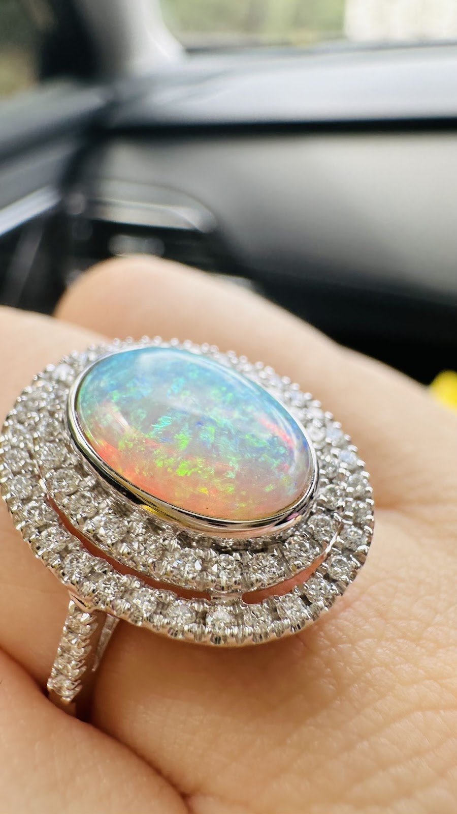Radiant Jewellery Valuations | Eaton St, Agnes Banks NSW 2753, Australia | Phone: 0404 875 468