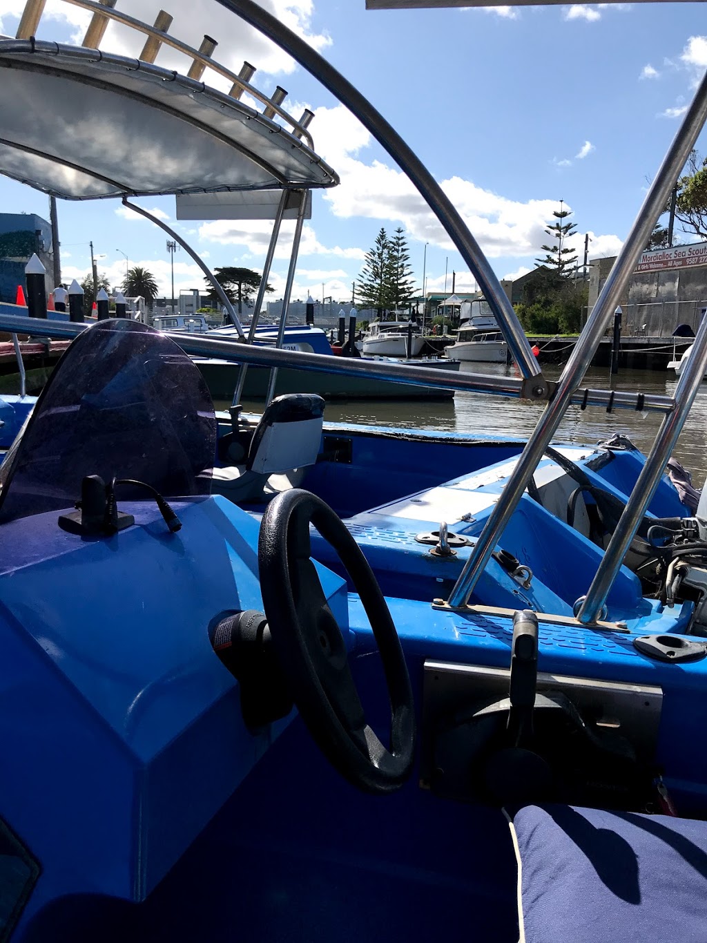 Blueys Boat Hire |  | 1 Pier Rd, Mordialloc VIC 3195, Australia | 0395802902 OR +61 3 9580 2902
