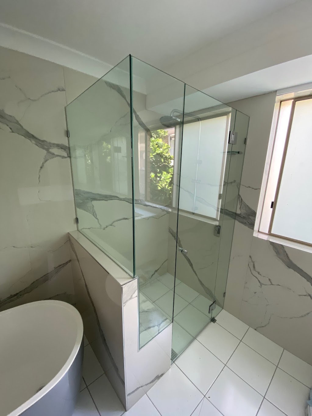 Reflect Glass |  | 132a Pacific Hwy, Tuggerah NSW 2259, Australia | 0405771082 OR +61 405 771 082