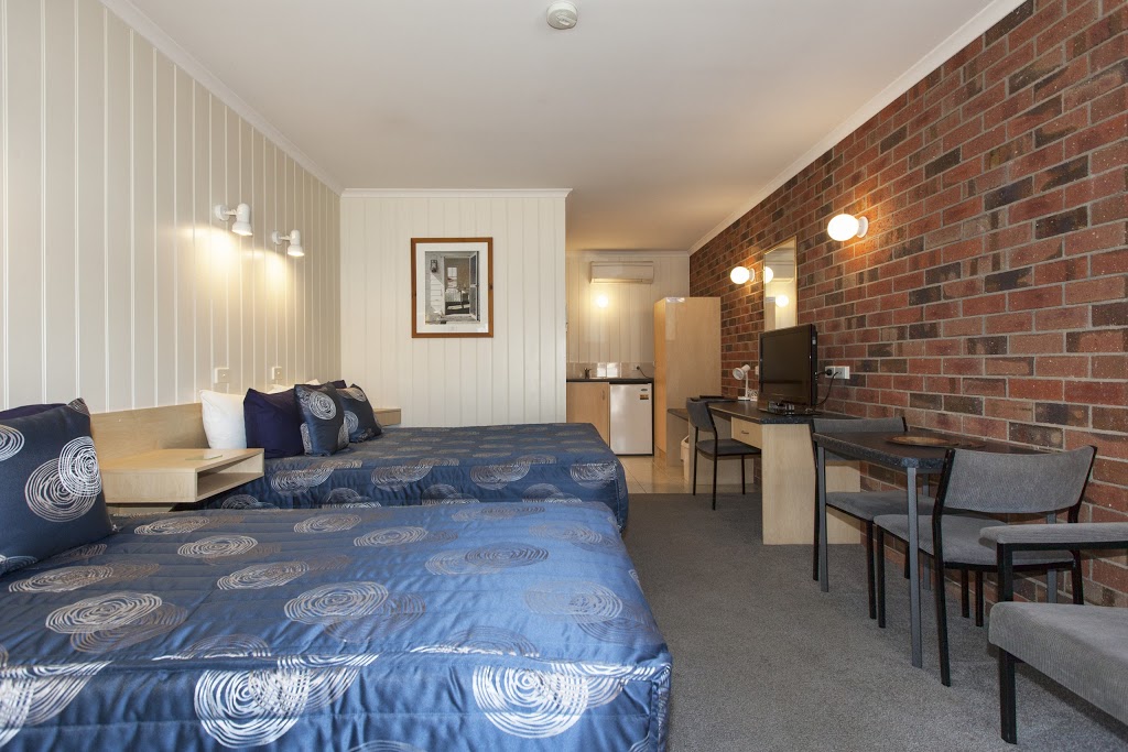 Ararat Motor Inn | lodging | 367 Barkly St, Ararat VIC 3377, Australia | 0353522521 OR +61 3 5352 2521