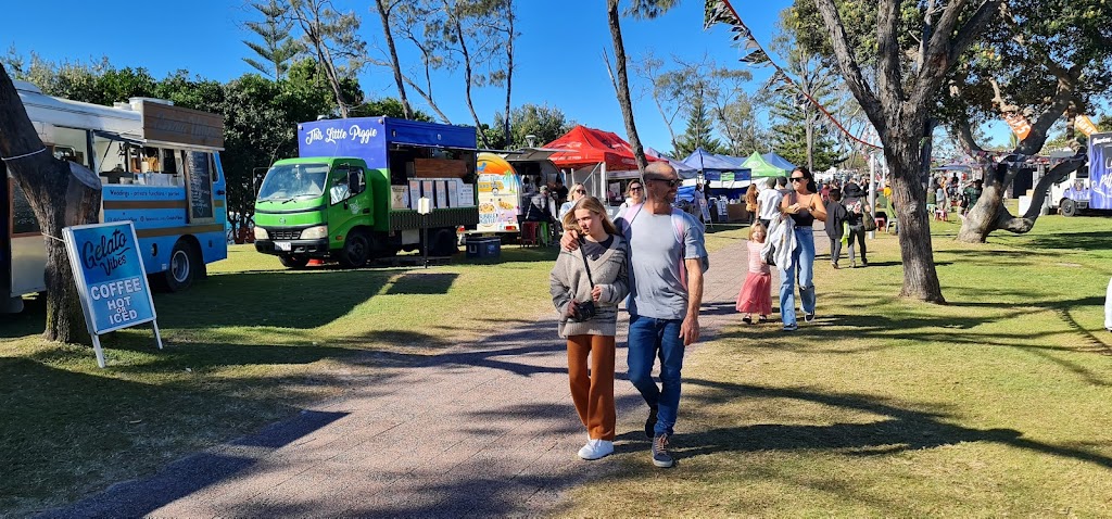 Byron Community Market | tourist attraction | Main Beach Foreshore Dening Park, Byron Bay NSW 2481, Australia | 0266856807 OR +61 2 6685 6807