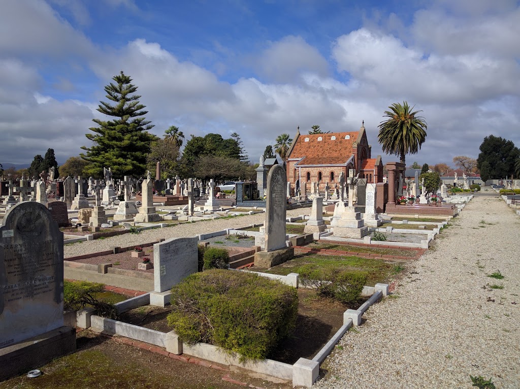 North Road Cemetery | cemetery | Cemetery Ave, Nailsworth SA 5083, Australia | 0883441051 OR +61 8 8344 1051