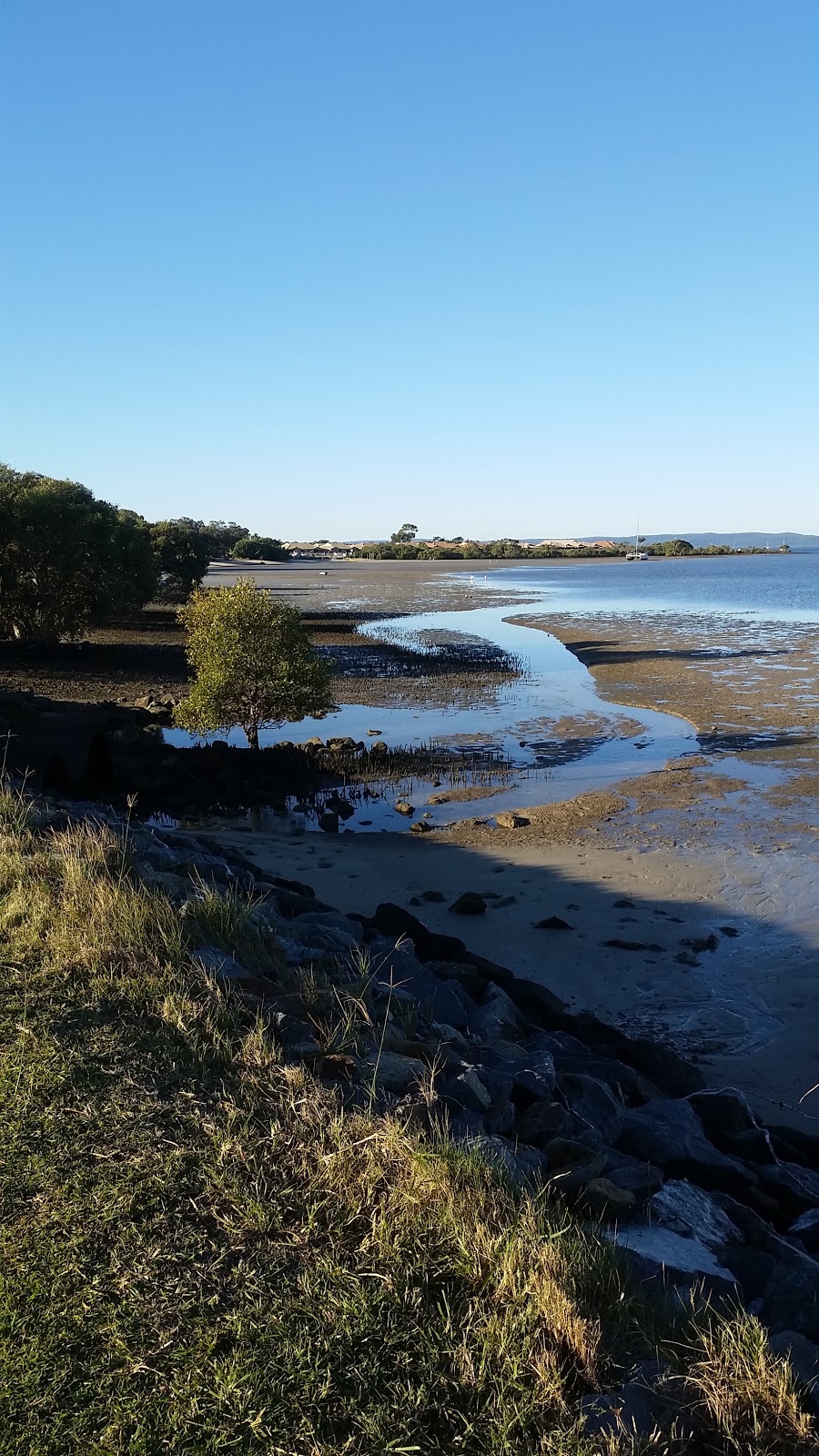 Point Talburpin Park | park | Point Talburpin Park, 29-31 McWilliam St, Redland Bay QLD 4165, Australia