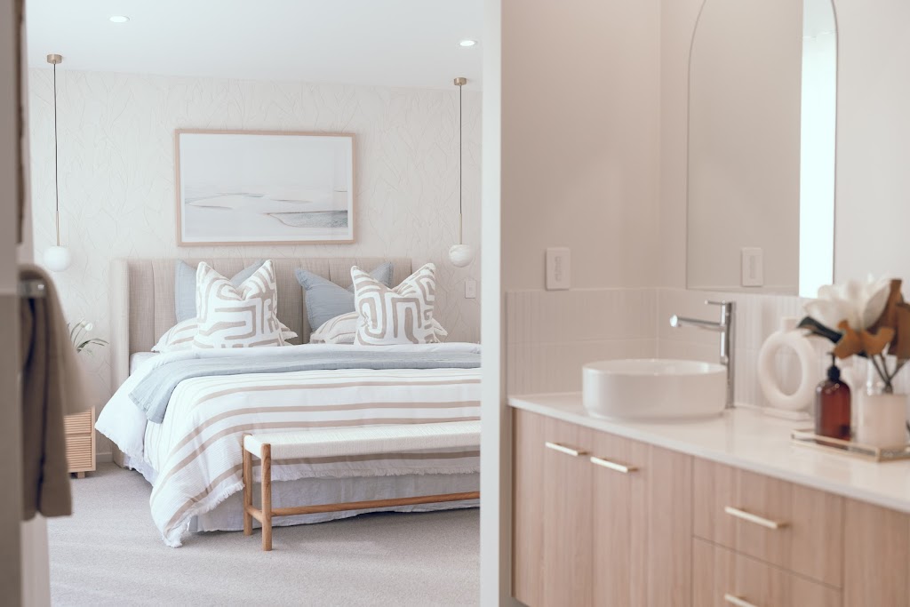 Ownit Homes Shoreline Display Centre | 34 Jingeri St, Redland Bay QLD 4165, Australia | Phone: 0405 106 911