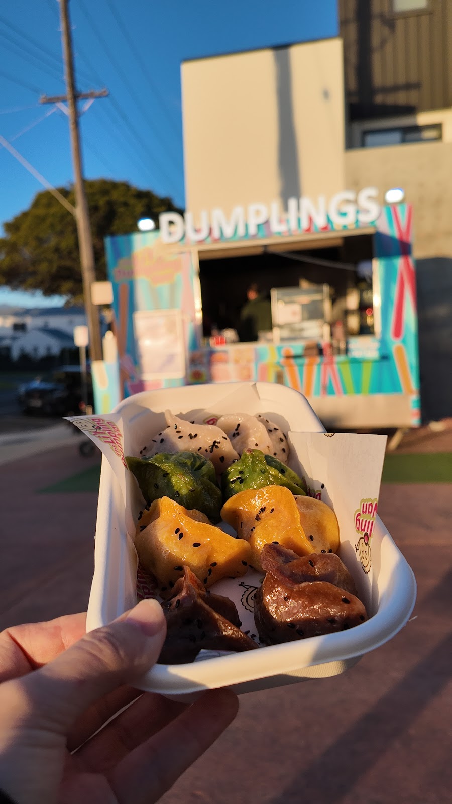 The Lil Dumpling Van | 5-7 Bridge Rd, Barwon Heads VIC 3227, Australia | Phone: 0410 717 142